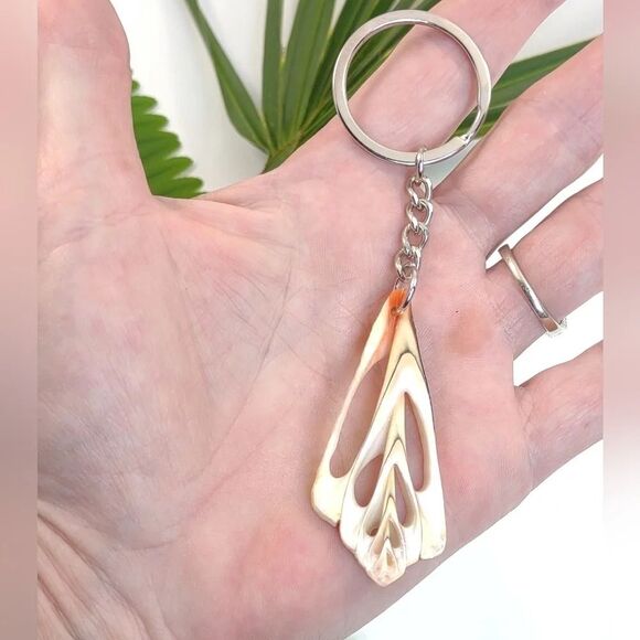 Seashell Keyring Slice Conch Seashell Clearwater Beach, Florida - Picture 15 of 15